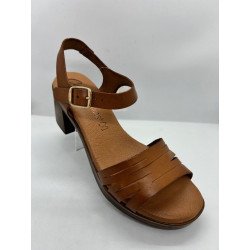 68211 sandales à talons en cuir