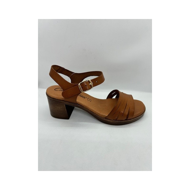 68211 sandales à talons en cuir