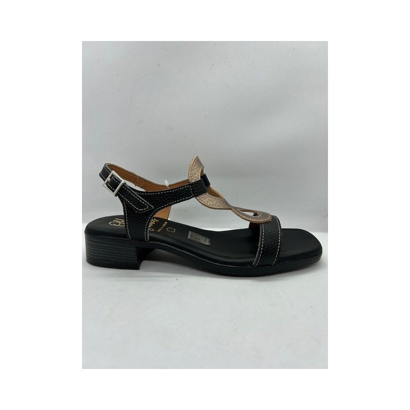 5607 sandales en cuir