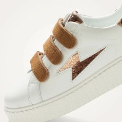 Baskets éclair Délia blanc et bronze à scratchs